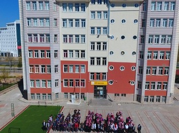 Aksaray-Merkez-Şehit Önder Güzel Kız Anadolu İmam Hatip Lisesi fotoğrafı