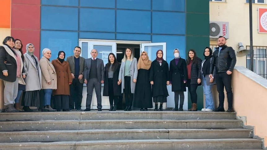 Gaziantep-İslahiye-Boğaziçi Şehit Ömer Uygun Anadolu İmam Hatip Lisesi fotoğrafı