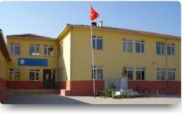 Bolu-Göynük-Kuyupınar Ovaboyu Ortaokulu fotoğrafı