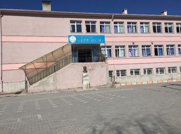 Nevşehir-Derinkuyu-Yazıhüyük Ortaokulu fotoğrafı