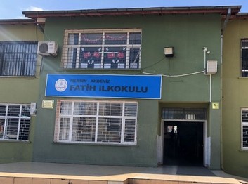 Mersin-Akdeniz-Fatih İlkokulu fotoğrafı