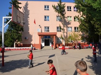 Adana-Kozan-Bucak Ortaokulu fotoğrafı