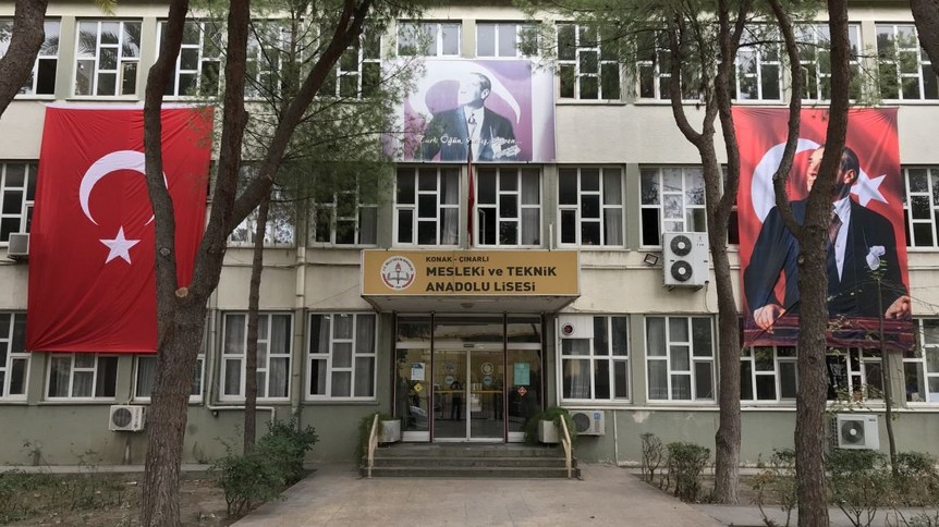 İzmir-Konak-Konak Çınarlı Mesleki ve Teknik Anadolu Lisesi fotoğrafı
