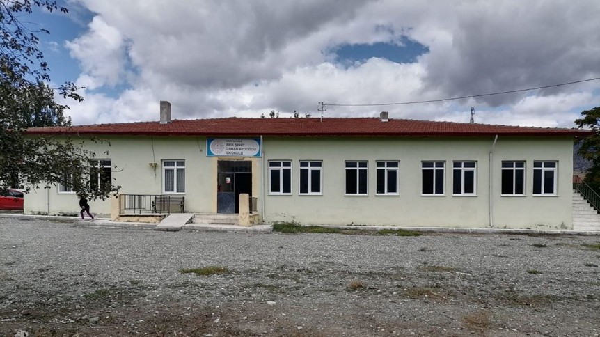 Çorum-Mecitözü-İbek Şehit Osman Aydoğdu İlkokulu fotoğrafı