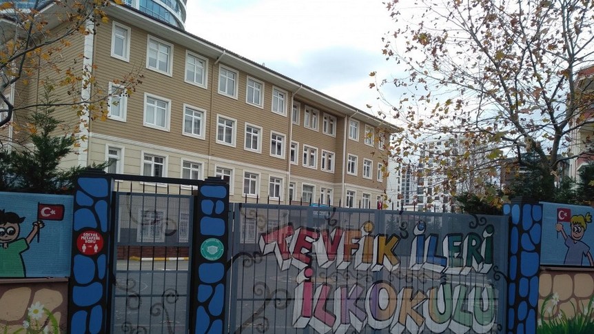 İstanbul-Pendik-Tevfik İleri İlkokulu fotoğrafı