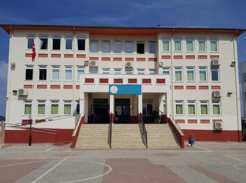 Antalya-Kemer-Hacı Mehmet Saygın Ortaokulu fotoğrafı