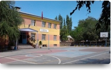 Erzurum-Yakutiye-Erzurumlu Emrah Ortaokulu fotoğrafı