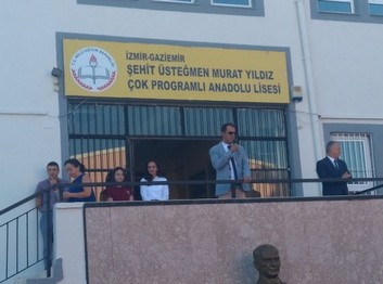 İzmir-Gaziemir-Şehit Üsteğmen Murat Yıldız Çok Programlı Anadolu Lisesi fotoğrafı