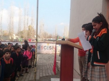 Iğdır-Merkez-Yüzbaşılar Şehit Er Aydın Karakuş Ortaokulu fotoğrafı