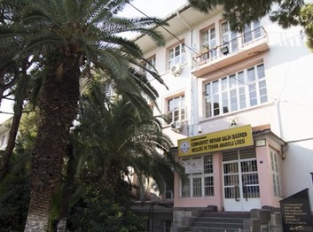 İzmir-Konak-Konak Cumhuriyet N.S. İşgören Mesleki ve Teknik Anadolu Lisesi fotoğrafı