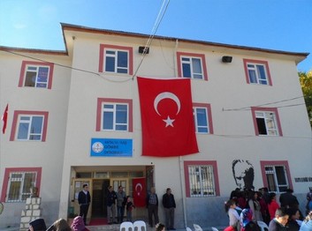 Antalya-Kaş-Gömbe Ortaokulu fotoğrafı