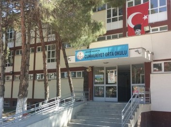 Amasya-Merzifon-Cumhuriyet Ortaokulu fotoğrafı