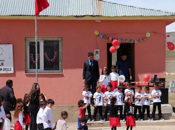 Van-Başkale-Çamlık İlkokulu fotoğrafı