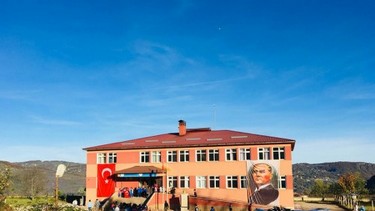 Ordu-Akkuş-Damyeri Ortaokulu fotoğrafı