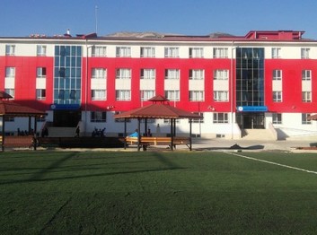 Kahramanmaraş-Onikişubat-Nuri Pakdil Ortaokulu fotoğrafı