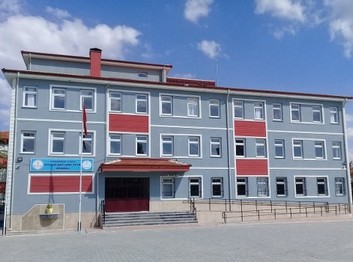 Afyonkarahisar-İhsaniye-Yaylabağı Şehit Ahmet Öztürk Ortaokulu fotoğrafı