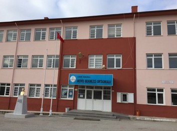 Çorum-Sungurlu-Memiş Bekmezci Ortaokulu fotoğrafı
