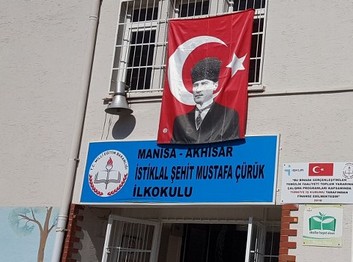Manisa-Akhisar-İstiklâl Şehit Mustafa Çürük İlkokulu fotoğrafı