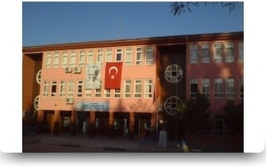 Adana-Sarıçam-Ömer Kanaatbilen İlkokulu fotoğrafı
