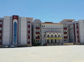 Adıyaman-Kahta-Türkiye Petrolleri Kahta Kız Anadolu İmam Hatip Lisesi fotoğrafı