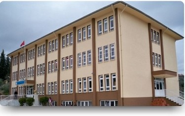 Muğla-Yatağan-Bozarmut Ortaokulu fotoğrafı