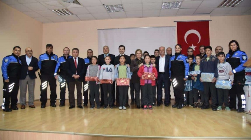 Balıkesir-Dursunbey-Dursunbey Borsa İstanbul Yatılı Bölge Ortaokulu fotoğrafı
