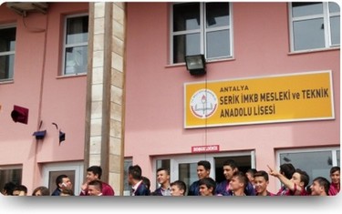 Antalya-Serik-Serik Borsa İstanbul Mesleki ve Teknik Anadolu Lisesi fotoğrafı
