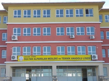 Şanlıurfa-Siverek-Sultan Alparslan Mesleki ve Teknik Anadolu Lisesi fotoğrafı