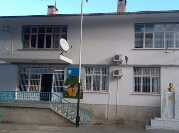 İzmir-Tire-İstiklal İlkokulu fotoğrafı