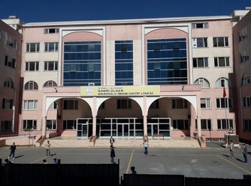İstanbul-Sultangazi-Sabri Ülker Anadolu İmam Hatip Lisesi fotoğrafı