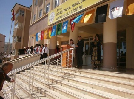 Sivas-Merkez-Karşıyaka Mesleki ve Teknik Anadolu Lisesi fotoğrafı