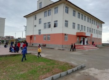 Diyarbakır-Silvan-Bağdere Köyü Kazım Okay İmam Hatip Ortaokulu fotoğrafı