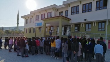 Konya-Yunak-Kuzören Şehit Sinan Aktay Ortaokulu fotoğrafı