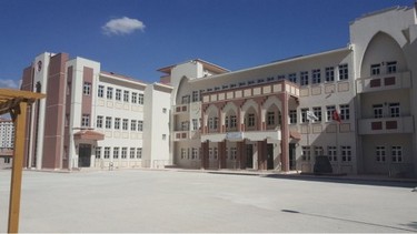 Niğde-Merkez-Halil Kitapçı Ortaokulu fotoğrafı