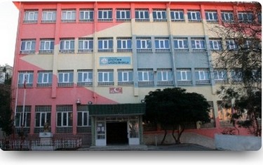 Aydın-Kuşadası-Atatürk Ortaokulu fotoğrafı