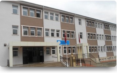 İzmir-Bornova-Evrenosoğlu Ortaokulu fotoğrafı