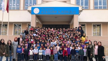 Van-Bahçesaray-Atatürk İlkokulu fotoğrafı