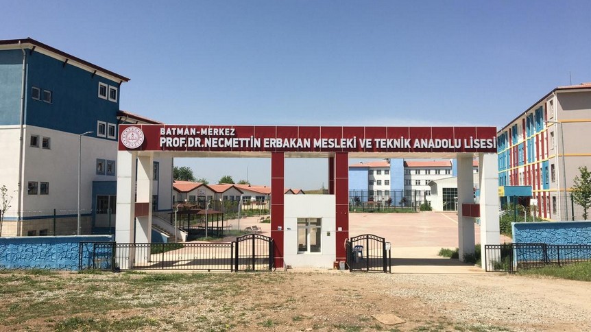 Batman-Merkez-Prof. Dr. Necmettin Erbakan Mesleki ve Teknik Anadolu Lisesi fotoğrafı