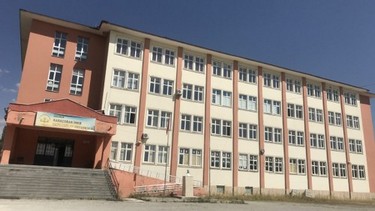 Erzurum-Karaçoban-Karaçoban Borsa İstanbul Yatılı Bölge Ortaokulu fotoğrafı