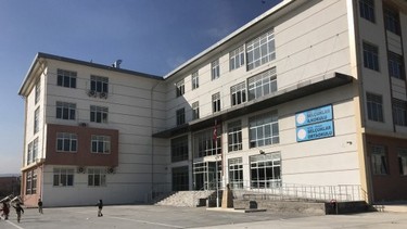 Mersin-Toroslar-Selçuklar İlkokulu fotoğrafı