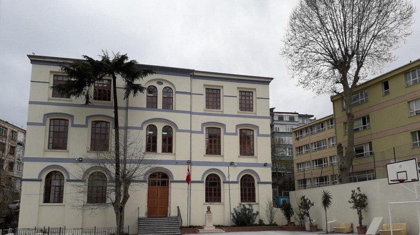 İstanbul-Beyoğlu-Kabatas Mesleki ve Teknik Anadolu Lisesi fotoğrafı