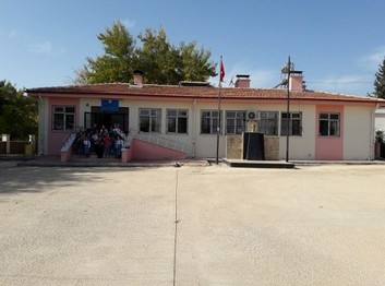 Gaziantep-Şahinbey-Deredüzü Menetlioğlu İlkokulu fotoğrafı