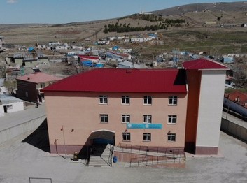 Ardahan-Merkez-Atatürk Ortaokulu fotoğrafı