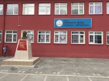 Yozgat-Merkez-Erdoğan M.Akdağ İlkokulu fotoğrafı