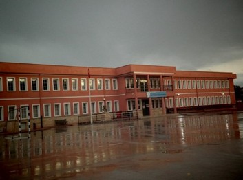 İzmir-Gaziemir-Şehit Dursun Acar Ortaokulu fotoğrafı