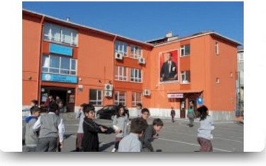 İstanbul-Üsküdar-Fuat Baymur İmam Hatip Ortaokulu fotoğrafı