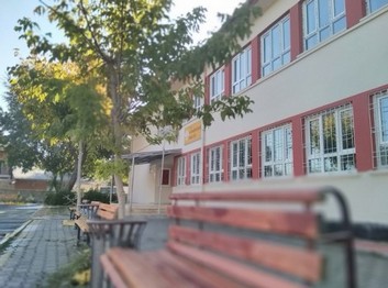 Elazığ-Merkez-Vali Muharrem Göktayoğlu Anadolu Lisesi fotoğrafı