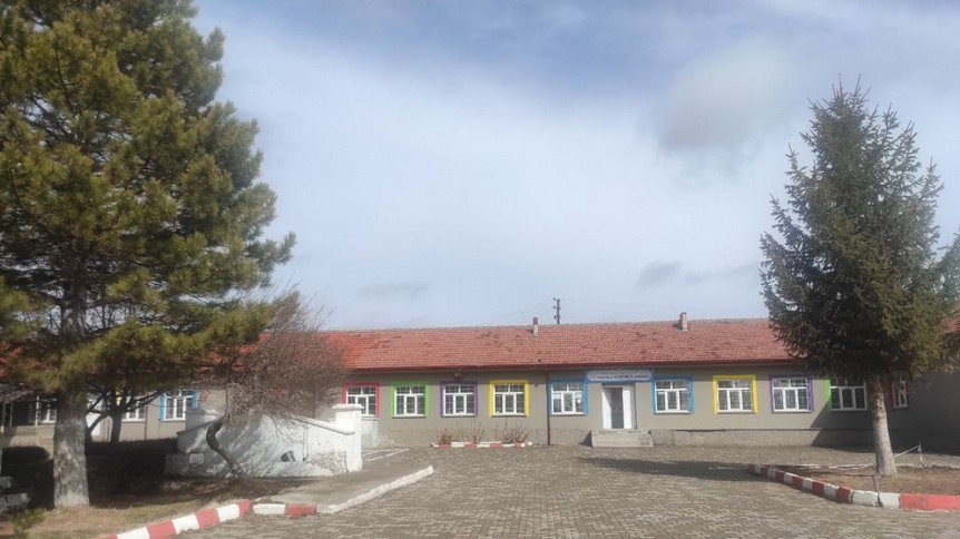 Yozgat-Boğazlıyan-Uzunlu Atatürk İlkokulu fotoğrafı