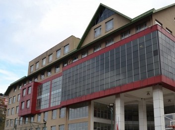 Zonguldak-Merkez-Şehit Prof. Dr. İlhan Varank Kız Anadolu İmam Hatip Lisesi fotoğrafı