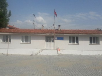 Manisa-Gördes-Güneşli Evciler İlkokulu fotoğrafı